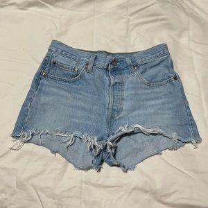 🐝 LEVIS 501 Jean shorts